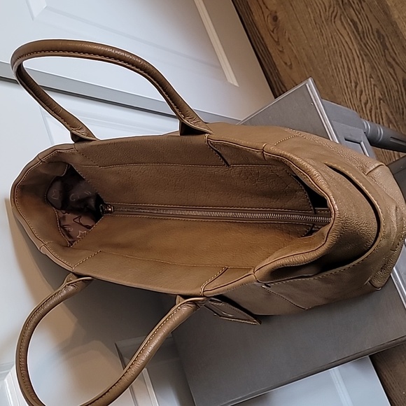 Marc Jacobs large shoulder handbag - Picture 4 of 6